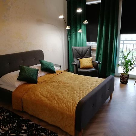 Gold Apartament Плоцьк Екстер'єр фото